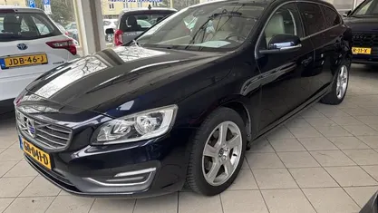 Occasion Volvo V60 Summum 154 PK (113 kW) 2015 Stationwagen