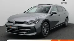 Grijs Nieuw 2025 VW Passat Business Stationwagen | € 44.900 (Eerlijke prijs)