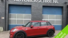 Gebruikt 2016 Mini ONE Business Hatchback | € 13.750 (Eerlijke prijs)