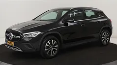 Zwart Gebruikt 2022 Mercedes GLA180 Business SUV | € 27.900 (Super prijs)