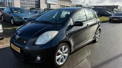 Zwart Gebruikt 2007 Toyota Yaris Hatchback | € 3.999 (Eerlijke prijs)