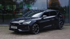 Zwart Gebruikt 2022 Cupra Leon VZ Hatchback | € 25.750 (Eerlijke prijs)
