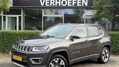 Occasion 2017 Jeep Compass Opening Edition SUV | € 14.950 (Eerlijke prijs)