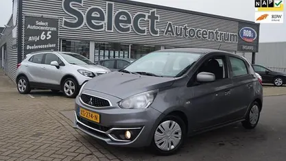 Gebruikt 2019 Mitsubishi Space Star Hatchback | € 8.450 (Eerlijke prijs)