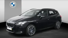 Zwart, metallic lak Gebruikt 2025 BMW 225 Active Tourer M Sport MPV | € 42.450 (Super prijs)