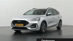 Gebruikt 2023 Ford Focus ST-Line Stationwagen | € 25.935 (Eerlijke prijs)