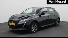 Zwart Gebruikt 2022 Peugeot e-208 Active Hatchback | € 16.900 (Goede deal)