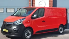 Rood Gebruikt 2016 Opel Vivaro Edition Van | € 8.950 (Super prijs)