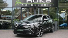 Zwart Gebruikt 2020 Toyota C-HR Edition SUV | € 23.650 (Eerlijke prijs)