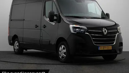 Occasion 2024 Renault Master Van | € 26.440 (Goede deal)