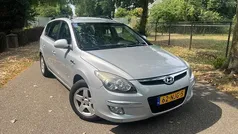 Grijs Gebruikt 2010 Hyundai i30 Dynamiq Stationwagen | € 1.799 (Eerlijke prijs)