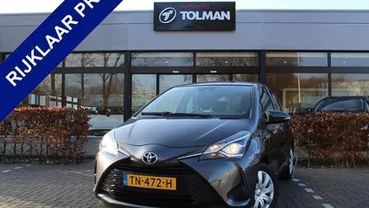 Grijs Occasion 2018 Toyota Yaris Hatchback | € 13.950 (Eerlijke prijs)