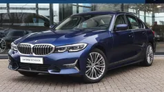 Mediterranblau Gebruikt 2019 BMW 330e Executive Sedan | € 31.950 (Eerlijke prijs)