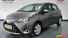 Beige Gebruikt 2018 Toyota Yaris Hybrid Design Hatchback | € 15.450 (Eerlijke prijs)