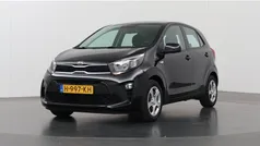 Zwart Gebruikt 2020 Kia Picanto Hatchback | € 12.835 (Eerlijke prijs)