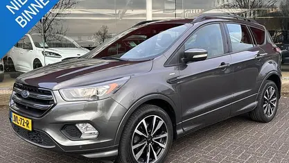 Occasion 2017 Ford Kuga ST-Line SUV | € 16.445 (Eerlijke prijs)