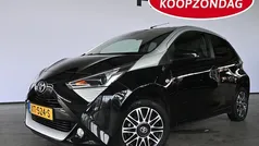 Zwart Gebruikt 2019 Toyota Aygo X-clusiv Hatchback | € 7.940 (Eerlijke prijs)