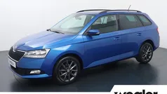 Blauw, metallic lak Gebruikt 2019 Skoda Fabia Business Line Stationwagen | € 11.940 (Eerlijke prijs)