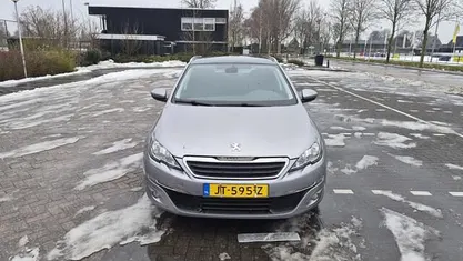 Occasion Peugeot 308 SW 110 PK (80 kW) 2016 Grijs (metallic) Stationwagen