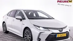 Wit Gebruikt 2019 Toyota Corolla Style Sedan | € 21.900 (Goede deal)