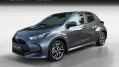 Grijs Gebruikt 2023 Toyota Yaris Active Hatchback | € 22.445 (Eerlijke prijs)