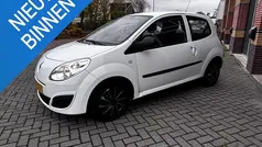 Wit Gebruikt 2009 Renault Twingo Authentique Hatchback | € 2.849 (Eerlijke prijs)
