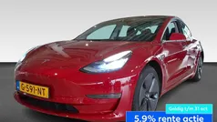 Rood Gebruikt 2019 Tesla Model 3 Sedan | € 20.925 (Eerlijke prijs)