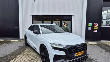 Gebruikt 2021 Audi Q8 S-Line SUV | € 59.490 (Goede deal)