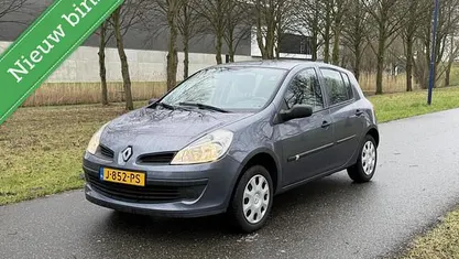 Occasion Renault Clio II Business 101 PK (74 kW) 2008 Hatchback