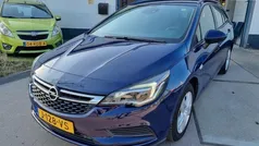Blauw Gebruikt 2017 Opel Astra Edition Stationwagen | € 9.950 (Eerlijke prijs)