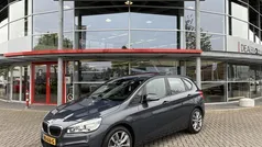 Grijs Gebruikt 2016 BMW 218 Sport Line Stationwagen | € 14.455 (Eerlijke prijs)