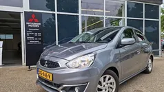 Grijs metallic Gebruikt 2019 Mitsubishi Space Star Hatchback | € 7.995 (Goede deal)