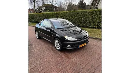 Occasion Peugeot 206 CC 136 PK (100 kW) 2003 Cabriolet