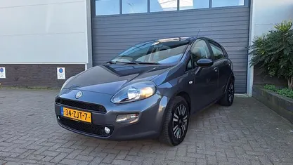 Grijs Occasion 2012 Fiat Punto Evo Pop Hatchback | € 4.350 (Eerlijke prijs)