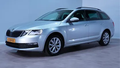 Occasion 2020 Skoda Octavia Business Line Stationwagen | € 14.940 (Eerlijke prijs)