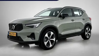 Groen Gebruikt 2025 Volvo XC40 Plus SUV | € 43.450 (Eerlijke prijs)