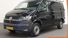 Zwart Gebruikt 2020 VW T6.1 Van | € 17.240 (Goede deal)
