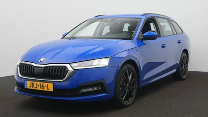 Gebruikt 2023 Skoda Octavia Business Line Stationwagen | € 25.795 (Goede deal)