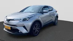 Grijs Gebruikt 2019 Toyota C-HR Executive SUV | € 19.950 (Eerlijke prijs)