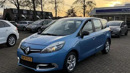 Blauw Gebruikt 2015 Renault Grand Scénic III LIMITED MPV | € 4.745 (Goede deal)