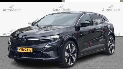 Zwart metallic Occasion 2025 Renault Megane E-Tech Komfort Hatchback | € 32.950 (Eerlijke prijs)