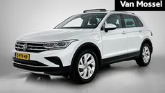 Wit Gebruikt 2022 VW Tiguan Elegance SUV | € 36.900 (Eerlijke prijs)