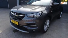 Grijs Gebruikt 2019 Opel Grandland X Innovation SUV | € 16.950 (Eerlijke prijs)