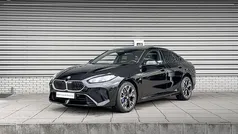 Saphirschwarz metallic (zwart metallic) Gebruikt 2025 BMW 220 Comfort Edition Coupé | € 45.900 (Goede deal)