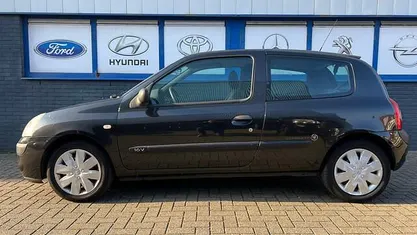 Occasion Renault Clio II Authentique 75 PK (55 kW) 2005 Hatchback