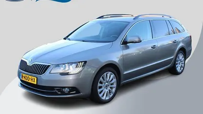 Occasion Skoda Superb Business Line 125 PK (91 kW) 2014 Grijs Stationwagen