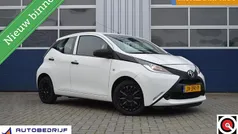 Wit Gebruikt 2016 Toyota Aygo Hatchback | € 6.950 (Eerlijke prijs)