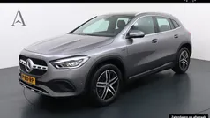 Grijs Gebruikt 2021 Mercedes GLA250 Luxury SUV | € 37.850 (Goede deal)