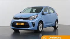 Blauw, metallic lak Gebruikt 2021 Kia Picanto Hatchback | € 11.635 (Eerlijke prijs)