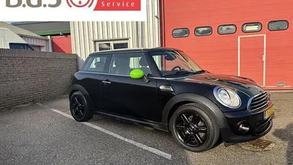 Occasion 2013 Mini ONE Hatchback | € 5.950 (Eerlijke prijs)